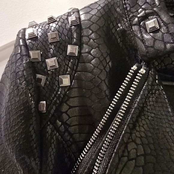 Fashion Brand Company Black Textured Leather Jacket - Picture 4 of 7